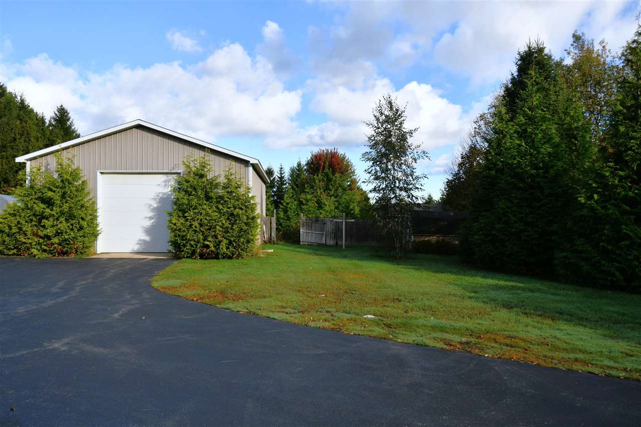 Charlevoix, Michigan, 49720, United States, 4 Bedrooms Bedrooms, ,3 BathroomsBathrooms,Residential,For Sale,1995893