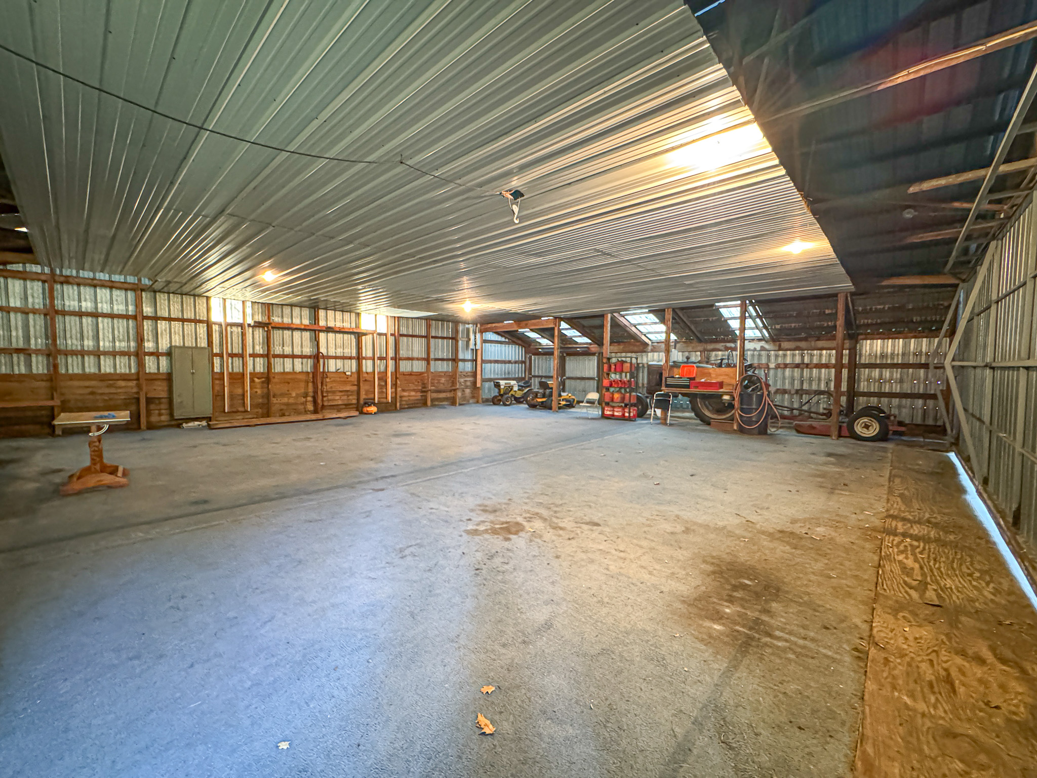 Jackson, Michigan, 49201, United States, 4 Bedrooms Bedrooms, ,2 BathroomsBathrooms,Residential,For Sale,1981022