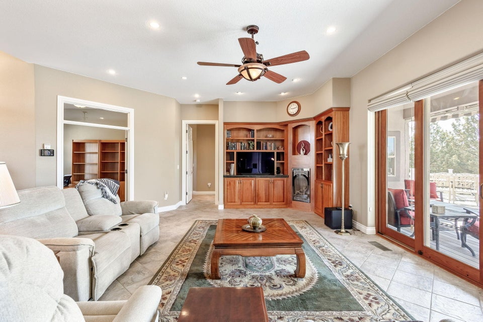 Prineville, Oregon, 97754, United States, 3 Bedrooms Bedrooms, ,3 BathroomsBathrooms,Residential,For Sale,1770738