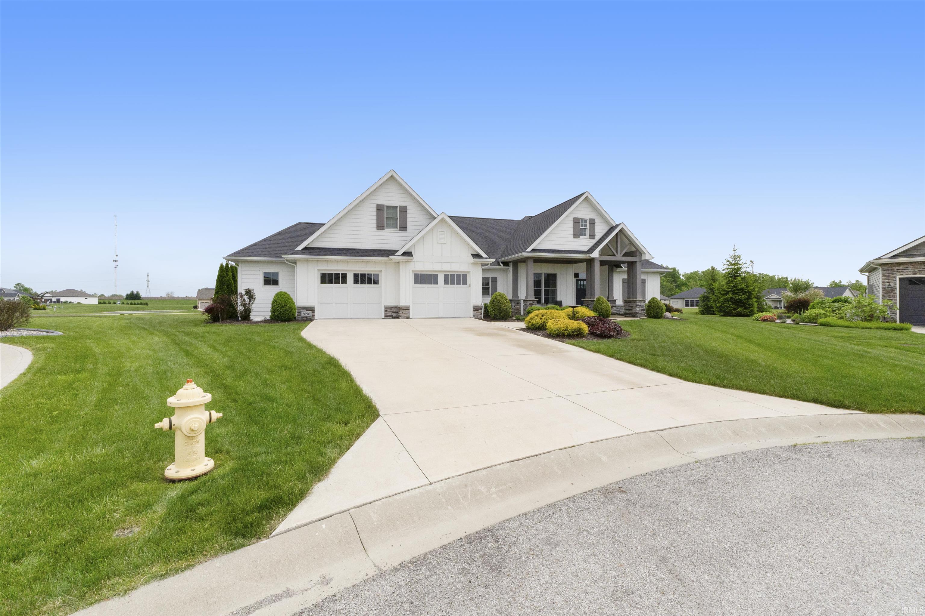 Fort Wayne, Indiana, 46845, United States, 4 Bedrooms Bedrooms, ,2 BathroomsBathrooms,Residential,For Sale,1947274