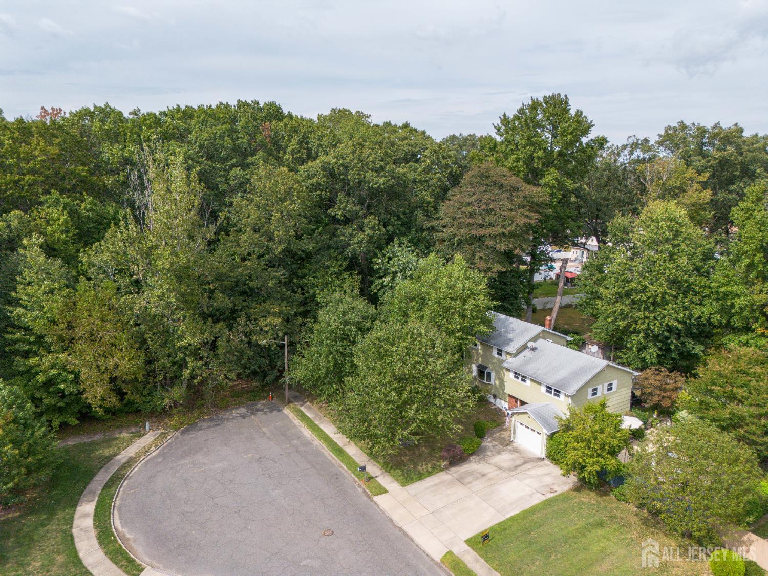 North Brunswick, New Jersey, 08902, United States, 4 Bedrooms Bedrooms, ,3 BathroomsBathrooms,Residential,For Sale,1979106