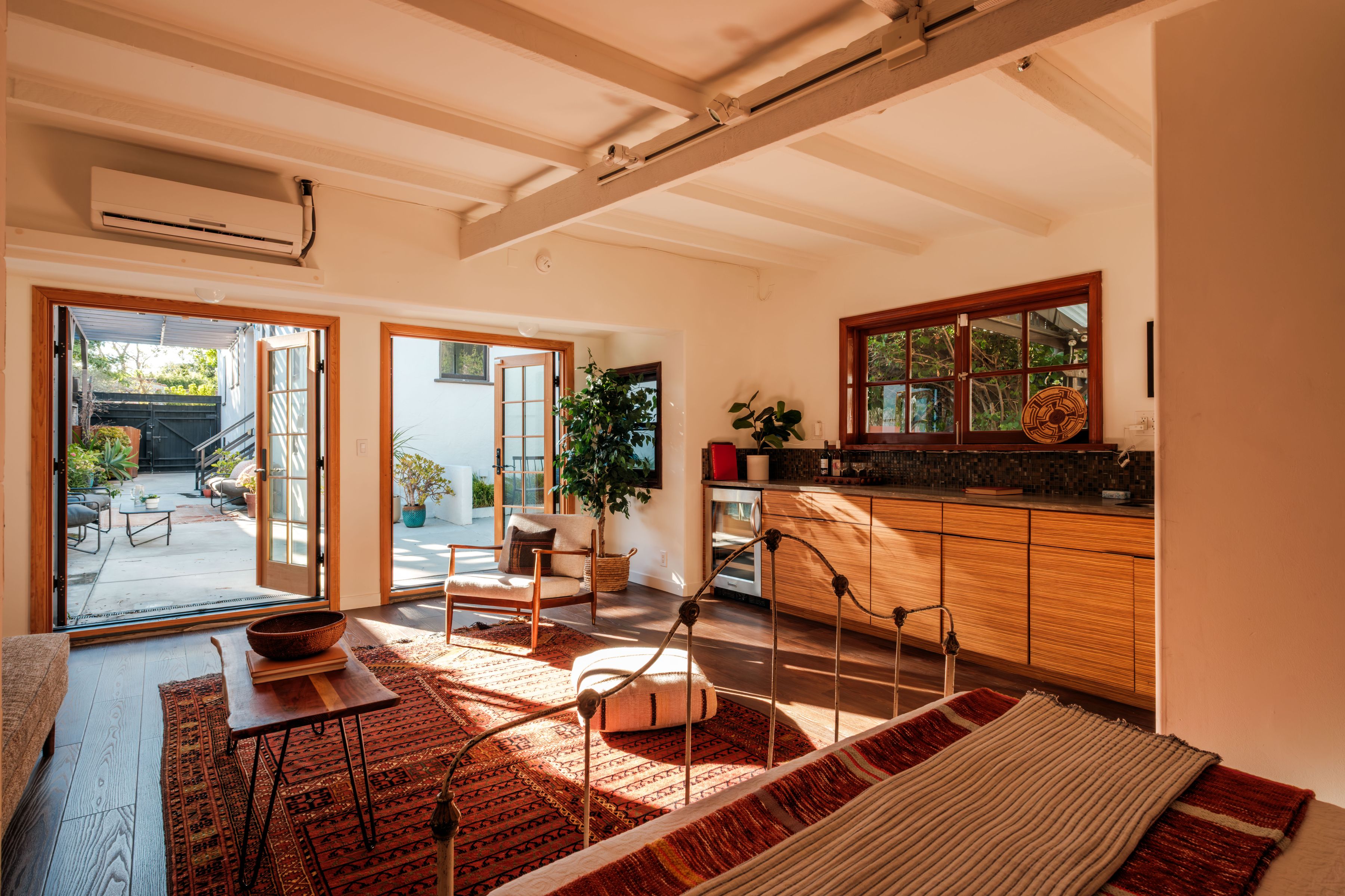  1338 S Sierra Bonita Ave - 物件實景