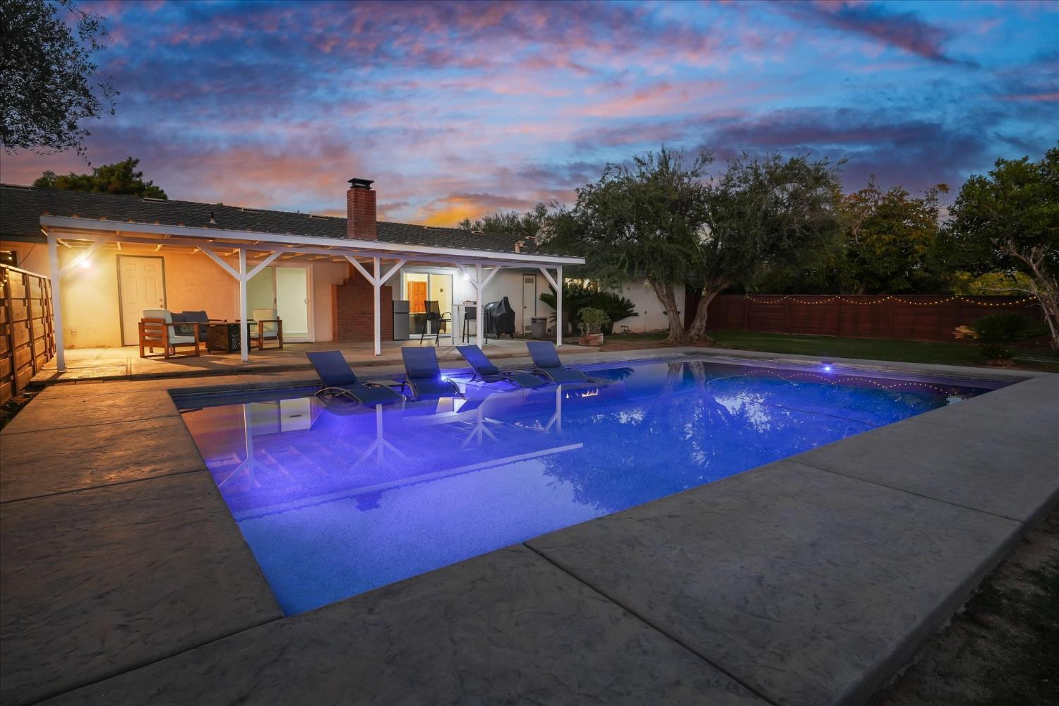 Sanger, California, 93657, United States, 3 Bedrooms Bedrooms, ,2 BathroomsBathrooms,Residential,For Sale,1982741