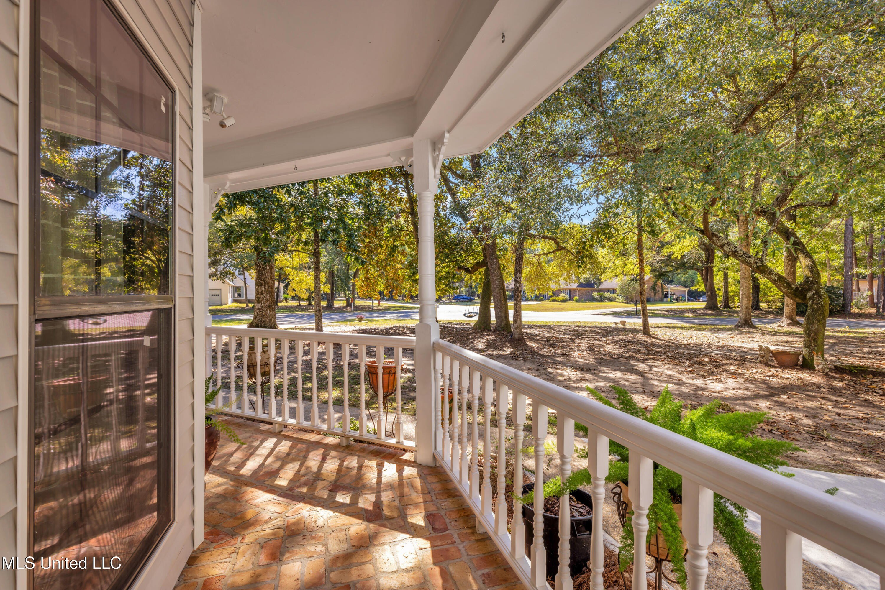 Gautier, Mississippi, 39553, United States, 4 Bedrooms Bedrooms, ,4 BathroomsBathrooms,Residential,For Sale,1989936