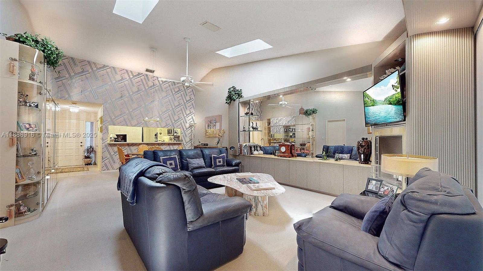 Doral, Florida, 33178, United States, 2 Bedrooms Bedrooms, ,2 BathroomsBathrooms,Residential,For Sale,1975384