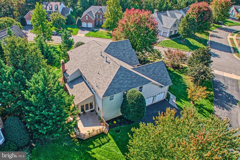 Herndon, Virginia, 20171, United States, 4 Bedrooms Bedrooms, ,5 BathroomsBathrooms,Residential,For Sale,1974486