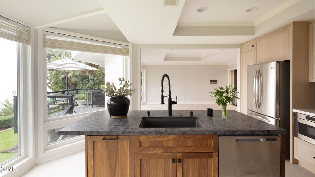 Rancho Palos Verdes, California, 90275, United States, 4 Bedrooms Bedrooms, ,3 BathroomsBathrooms,Residential,For Sale,1999028