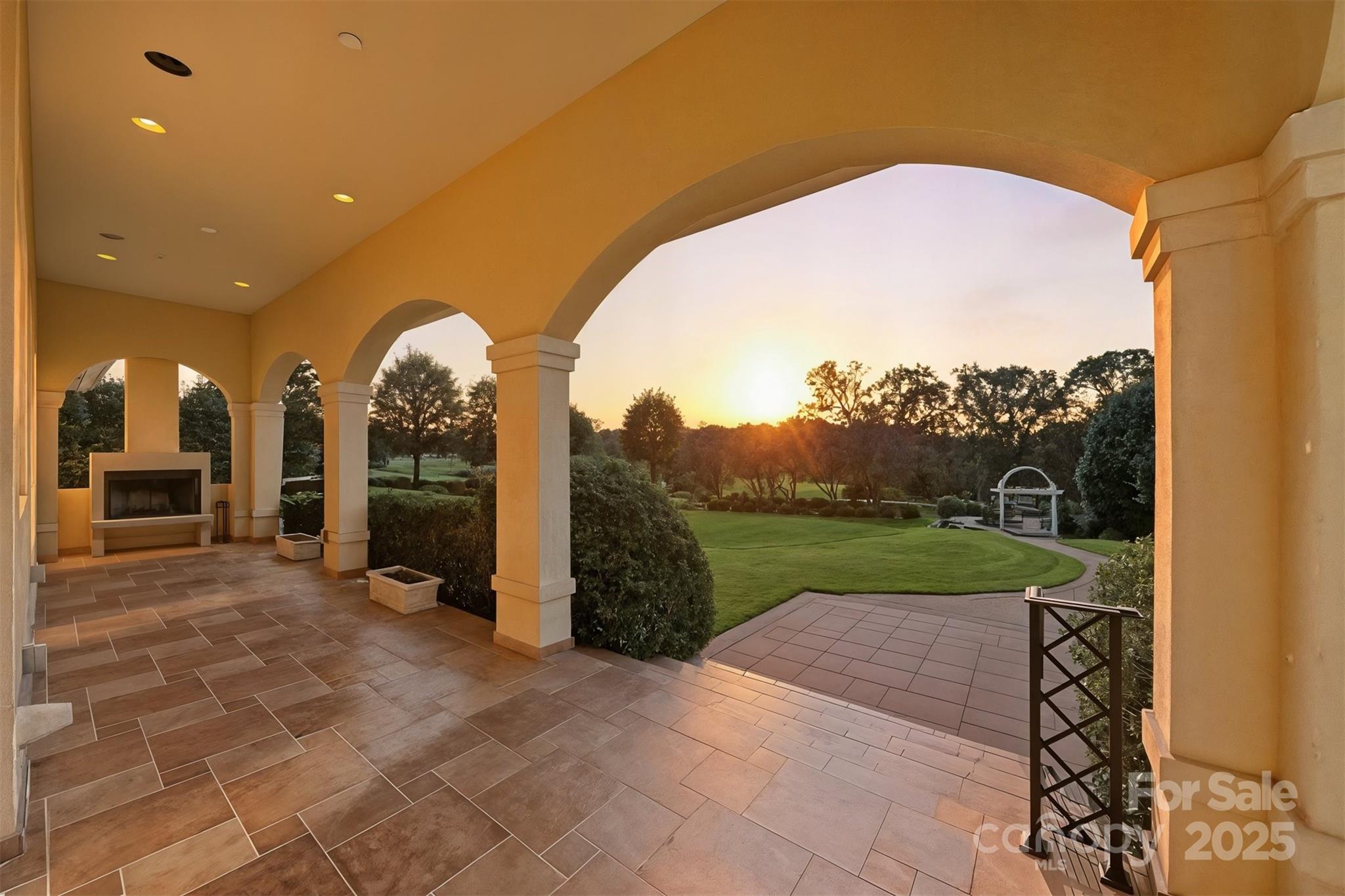 Conover, North Carolina, 28613, United States, 6 Bedrooms Bedrooms, ,7 BathroomsBathrooms,Residential,For Sale,1991981