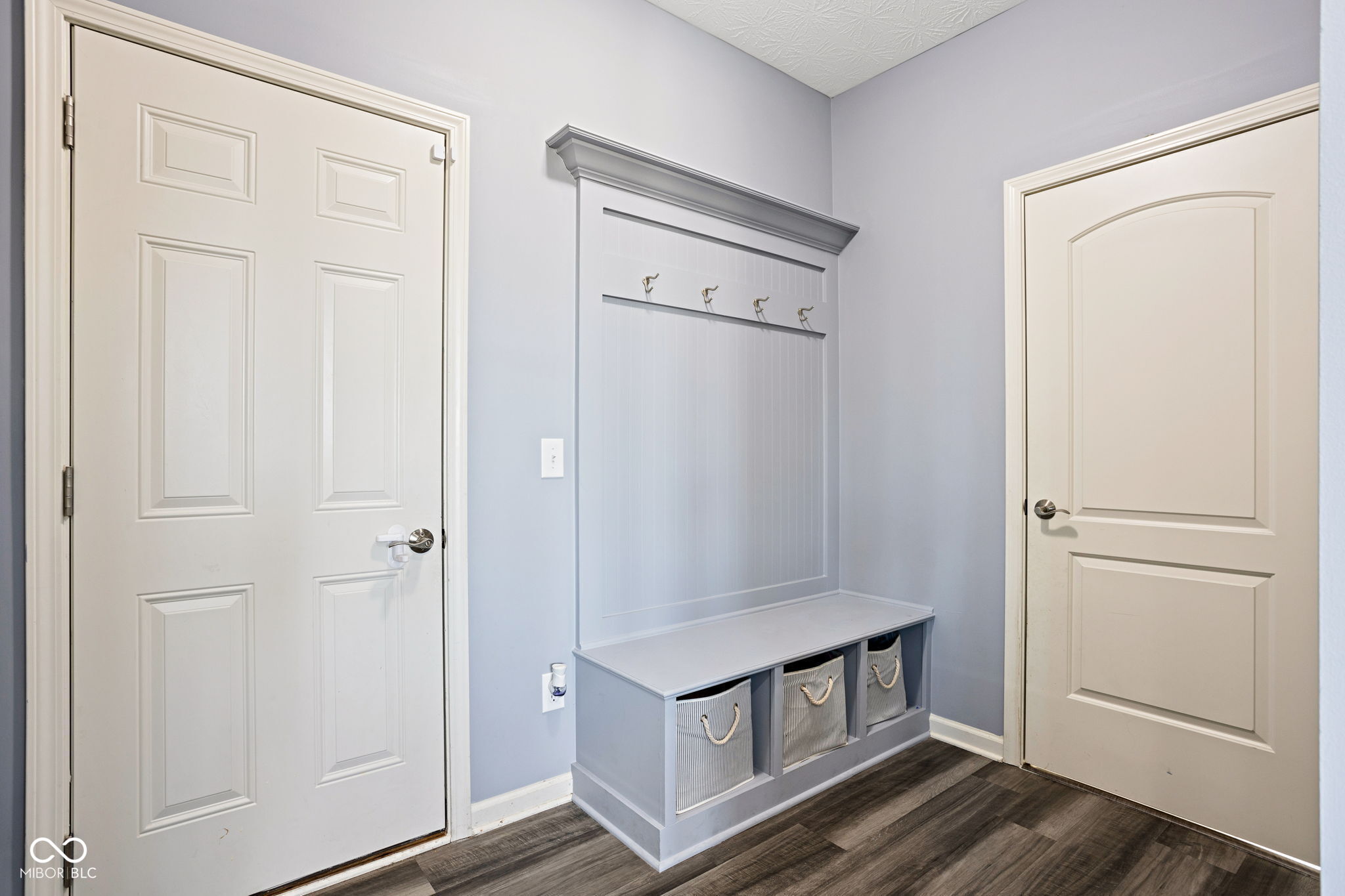 Noblesville, Indiana, 46062, United States, 6 Bedrooms Bedrooms, ,4 BathroomsBathrooms,Residential,For Sale,1987337