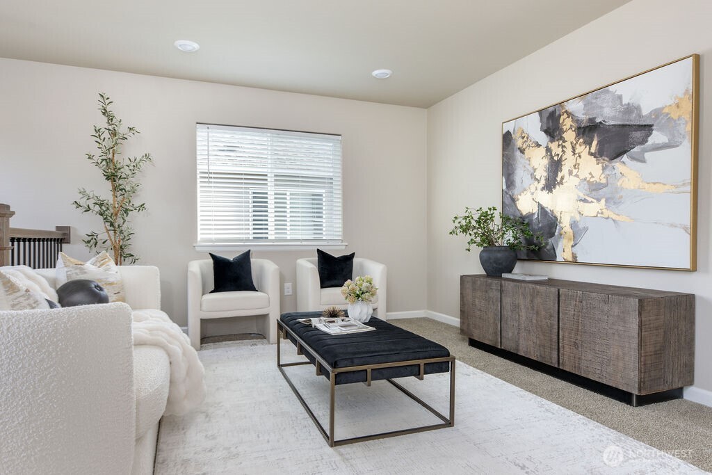 Black Diamond, Washington, 98010, United States, 4 Bedrooms Bedrooms, ,3 BathroomsBathrooms,Residential,For Sale,1777574