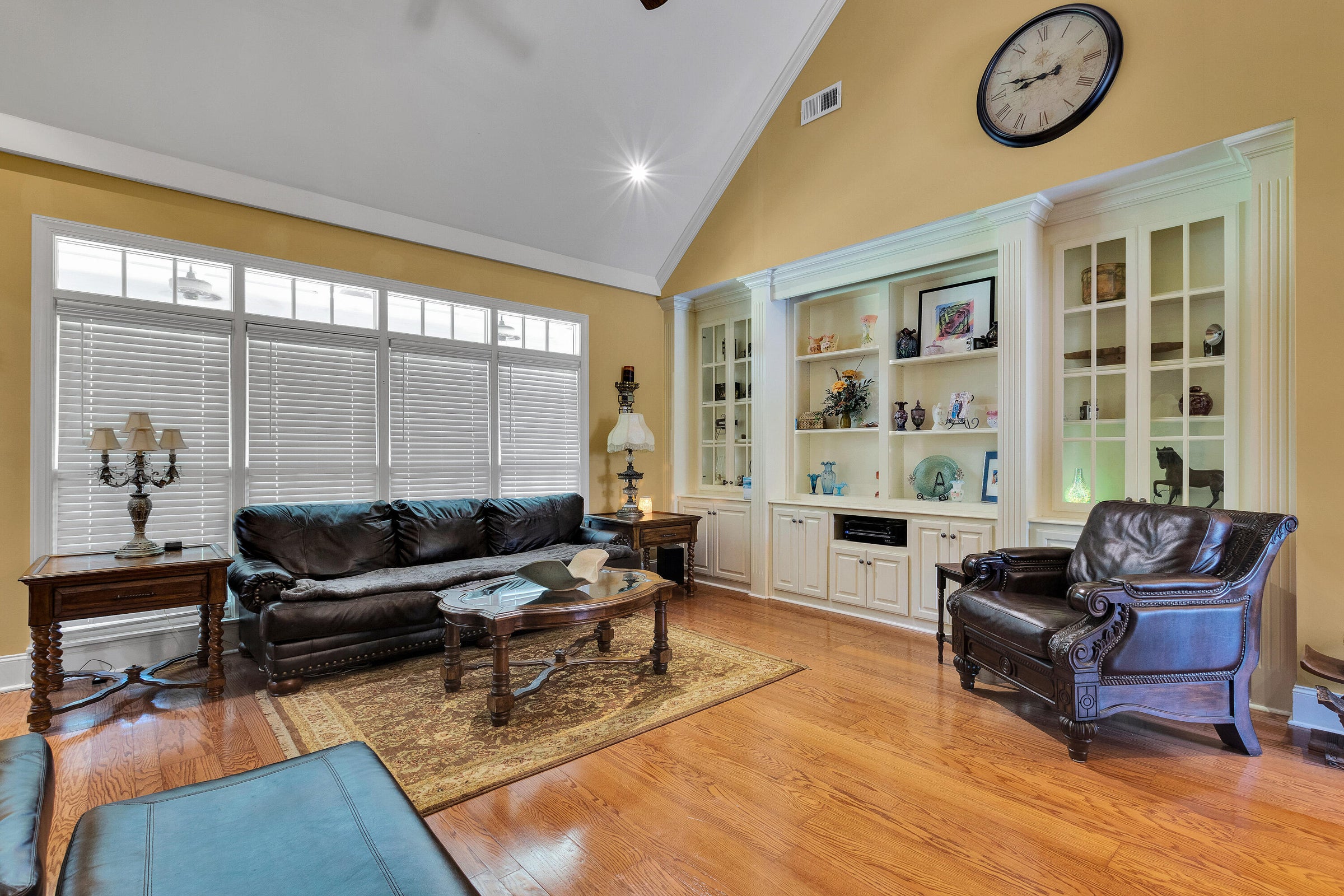 Fulton, Mississippi, 38843, United States, 4 Bedrooms Bedrooms, ,4 BathroomsBathrooms,Residential,For Sale,1976372