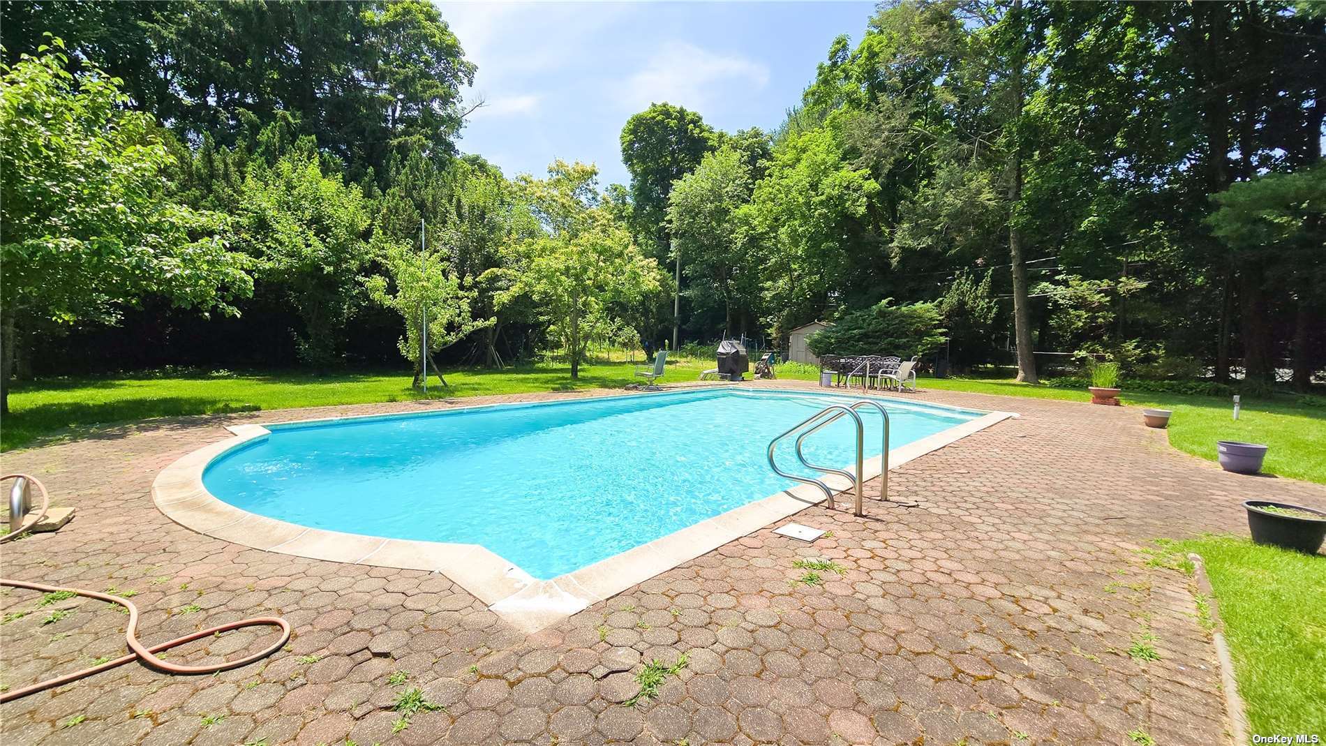 8 The Pines, Old Westbury, New York, 11568, United States, 3 Bedrooms Bedrooms, ,3 BathroomsBathrooms,Residential,For Sale,8 The Pines,1668876