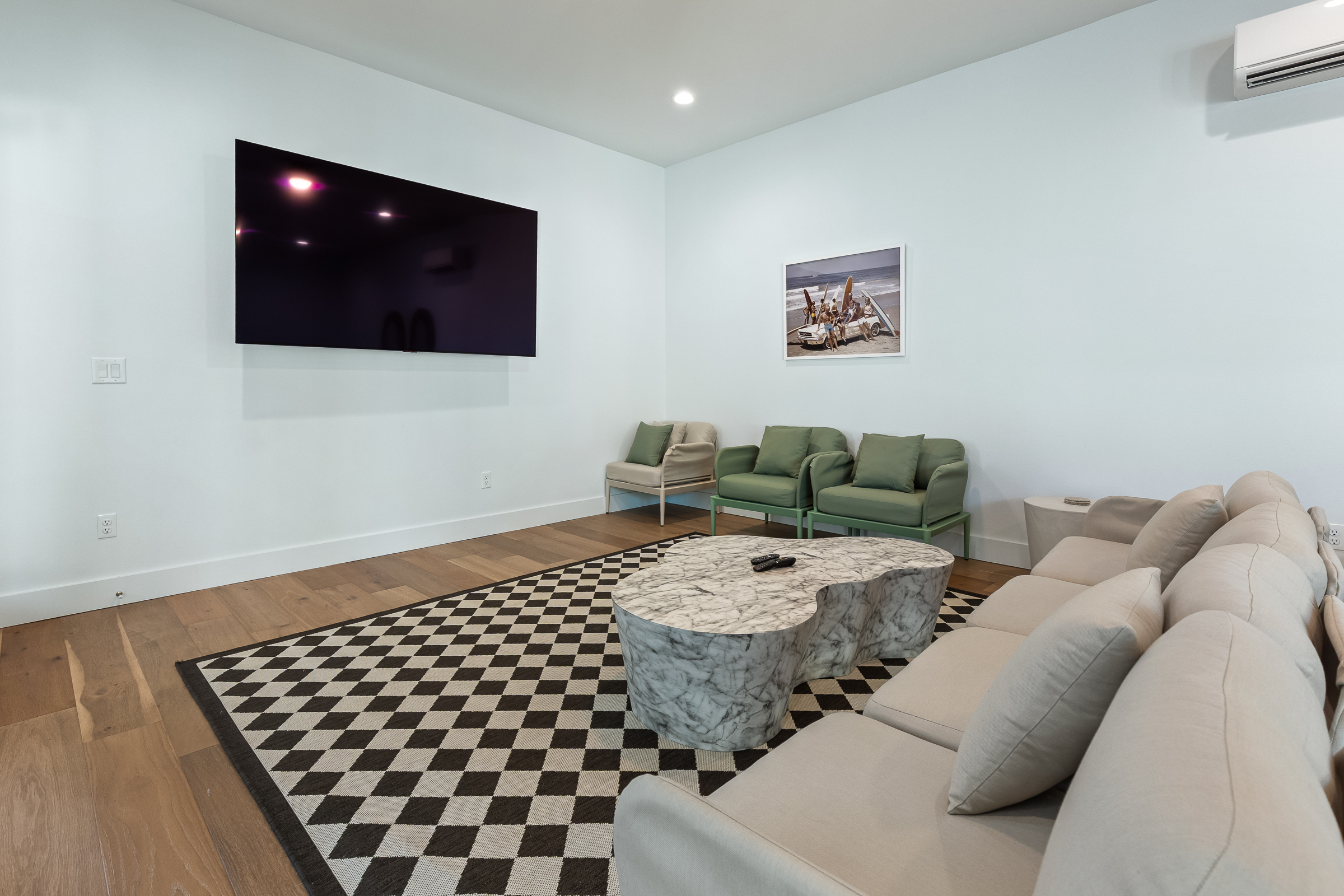  Grand Coastal Retreat With Carriage House And Resort-Style Pool - 物件實景