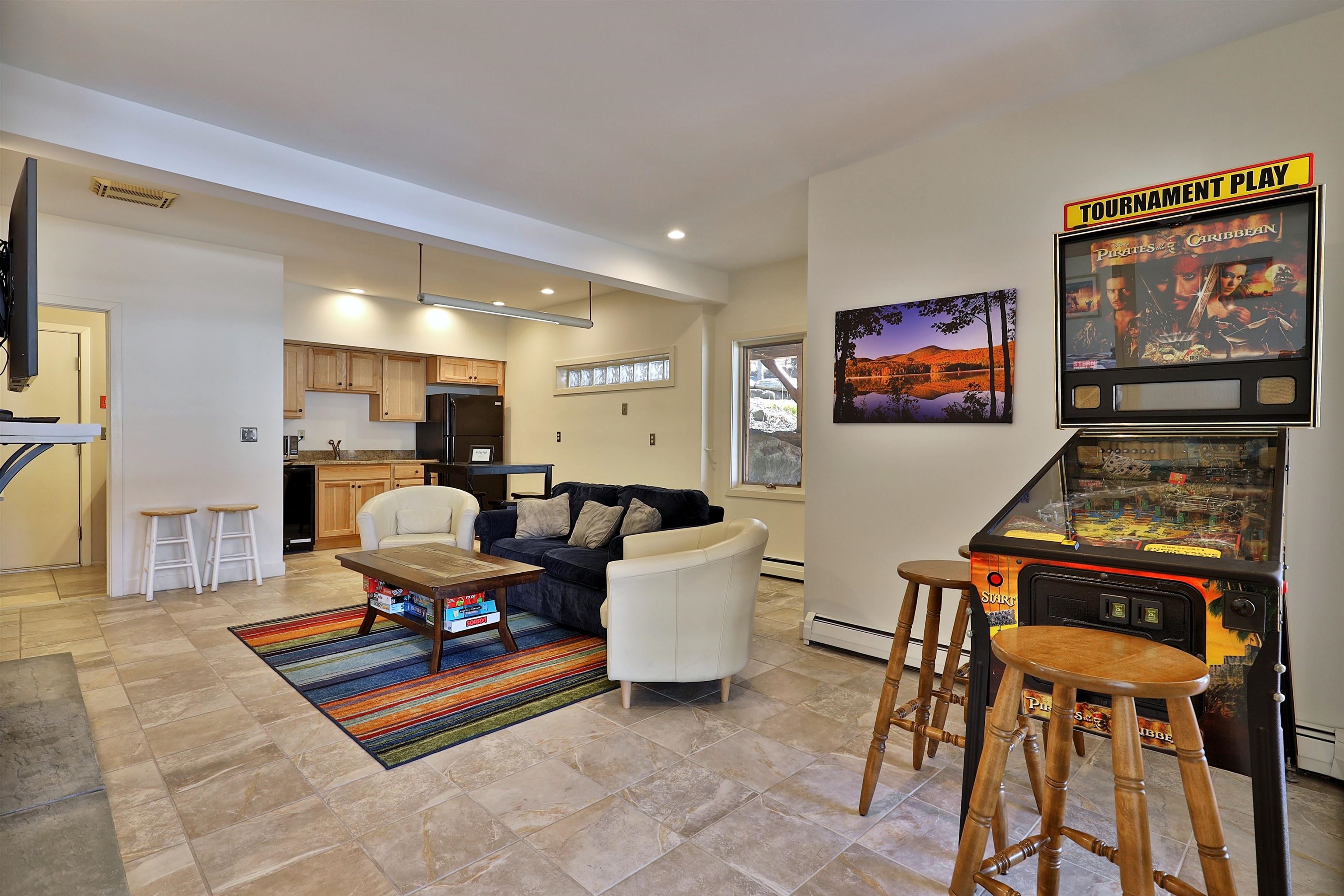  426 Roaring Brook Road - 物件實景