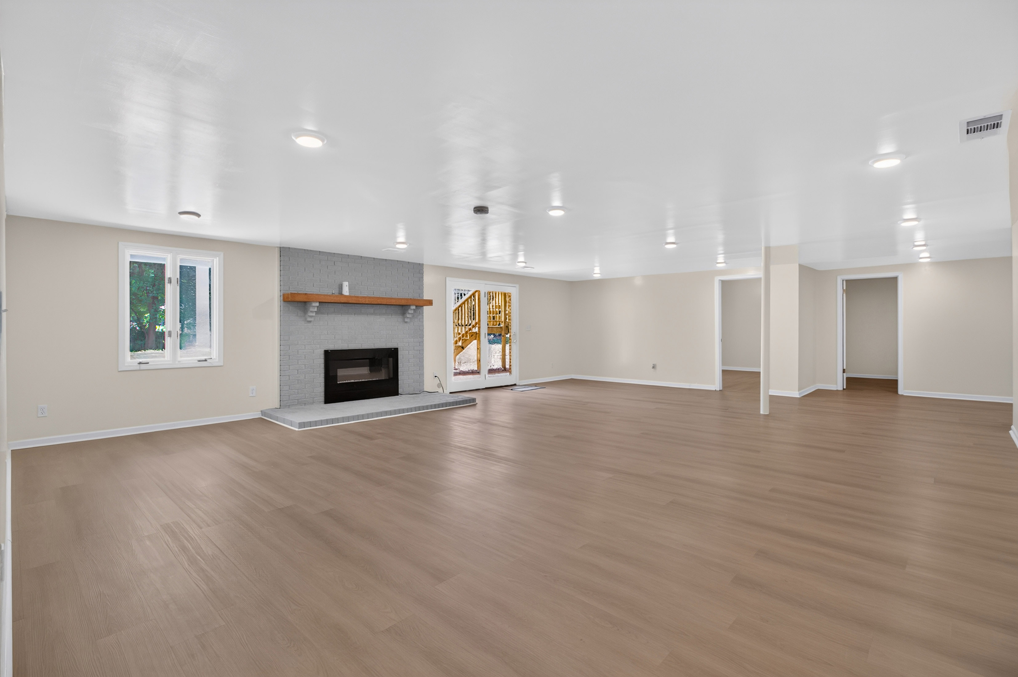  Stunning Fully Renovated Ranch - 物件實景