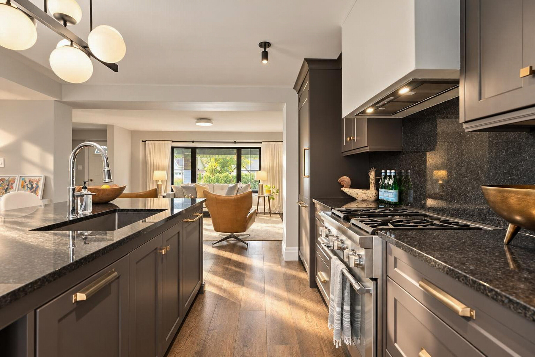  Modernized Creemore Charm - 物件實景