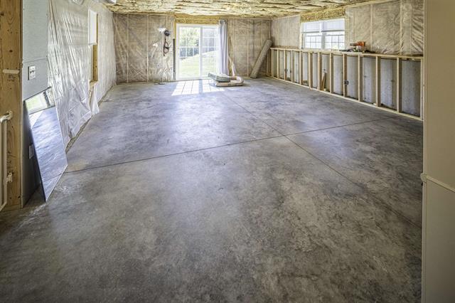 Epping, New Hampshire, 03042, United States, 2 Bedrooms Bedrooms, ,2 BathroomsBathrooms,Residential,For Sale,1955207