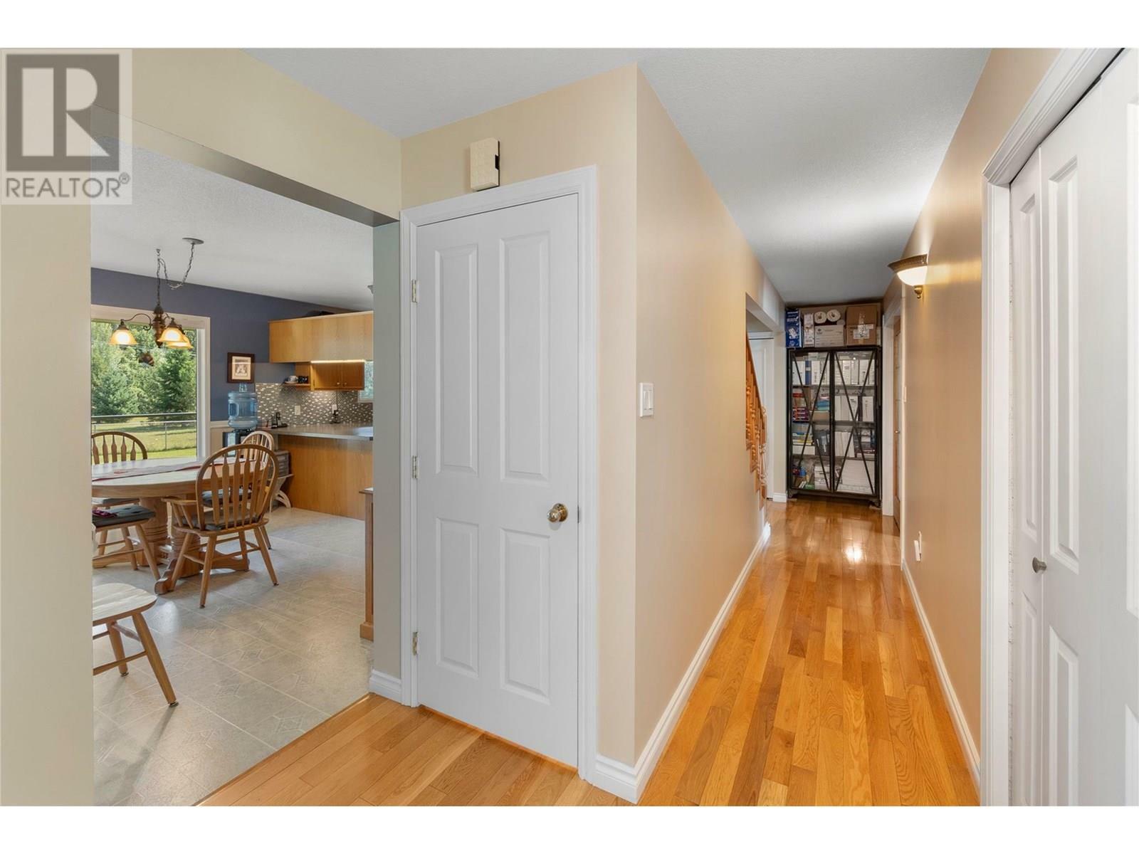 CASTLEGAR, British Columbia, V1N 4S6, CA, 4 Bedrooms Bedrooms, ,3 BathroomsBathrooms,Residential,For Sale,1859816