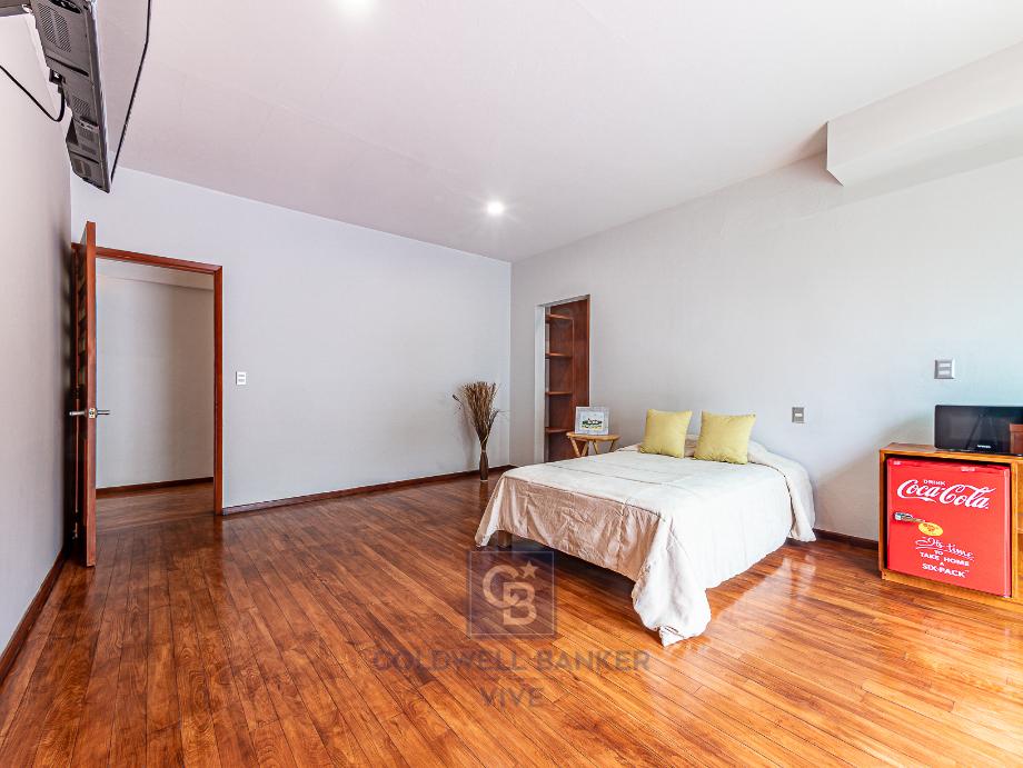 Nogales, Corregidora, Querétaro, 76904, Mexico, 5 Bedrooms Bedrooms, ,6 BathroomsBathrooms,Residential,For Sale,Nogales,1443415