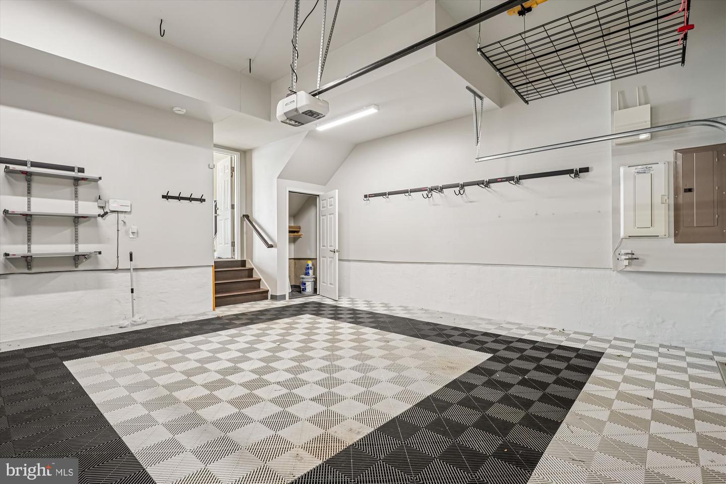 Dumfries, Virginia, 22026, United States, 3 Bedrooms Bedrooms, ,3 BathroomsBathrooms,Residential,For Sale,1988317