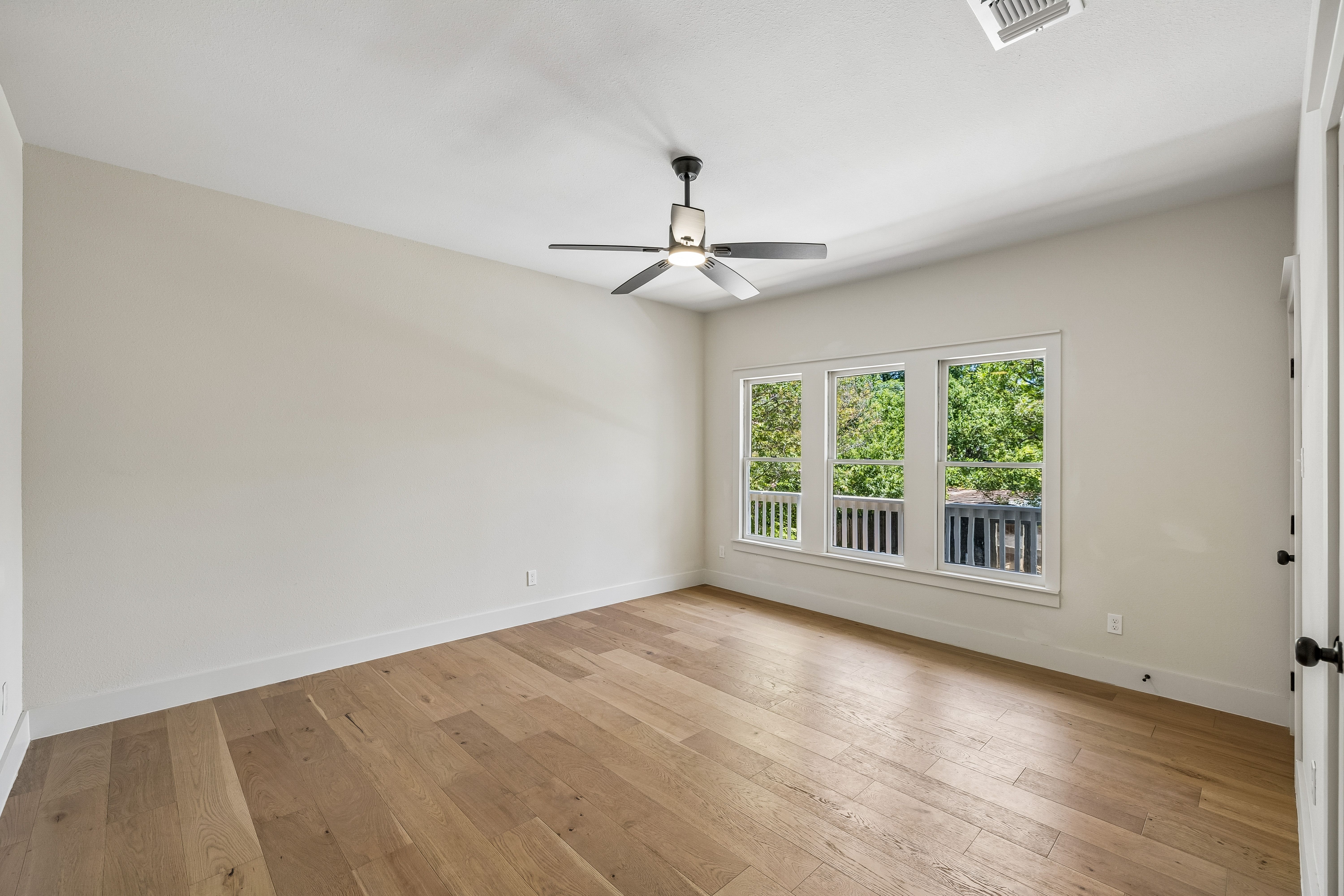  1926 Alamo Heights Charm - 物件實景