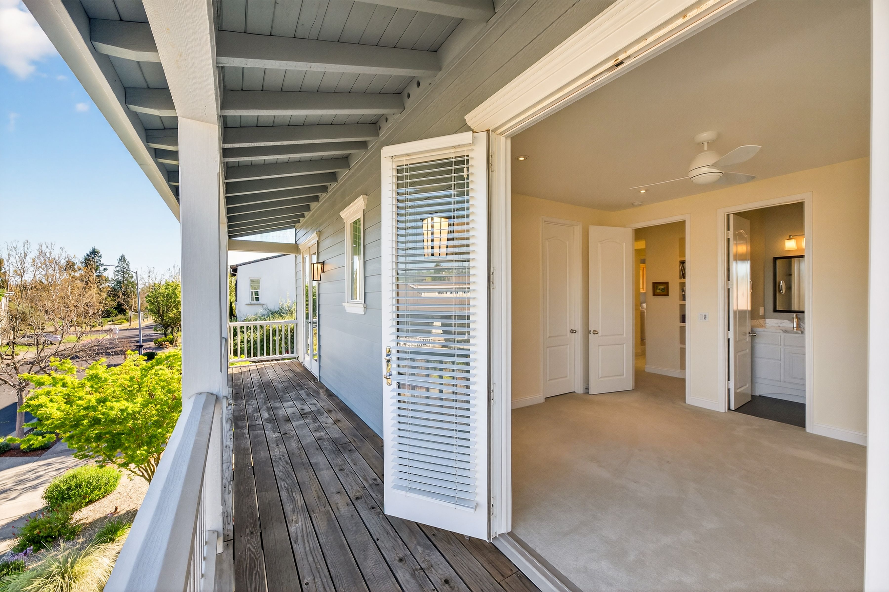  Eastside Living at Its Finest - 物件實景