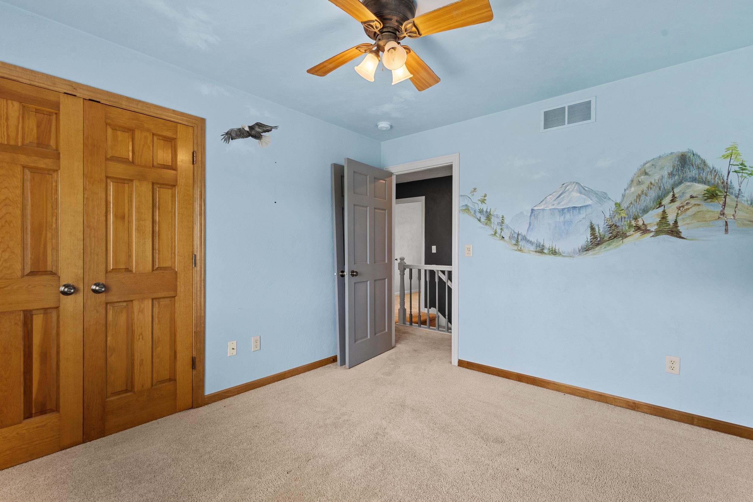 Neenah, Wisconsin, 54956, United States, 4 Bedrooms Bedrooms, ,4 BathroomsBathrooms,Residential,For Sale,1930712