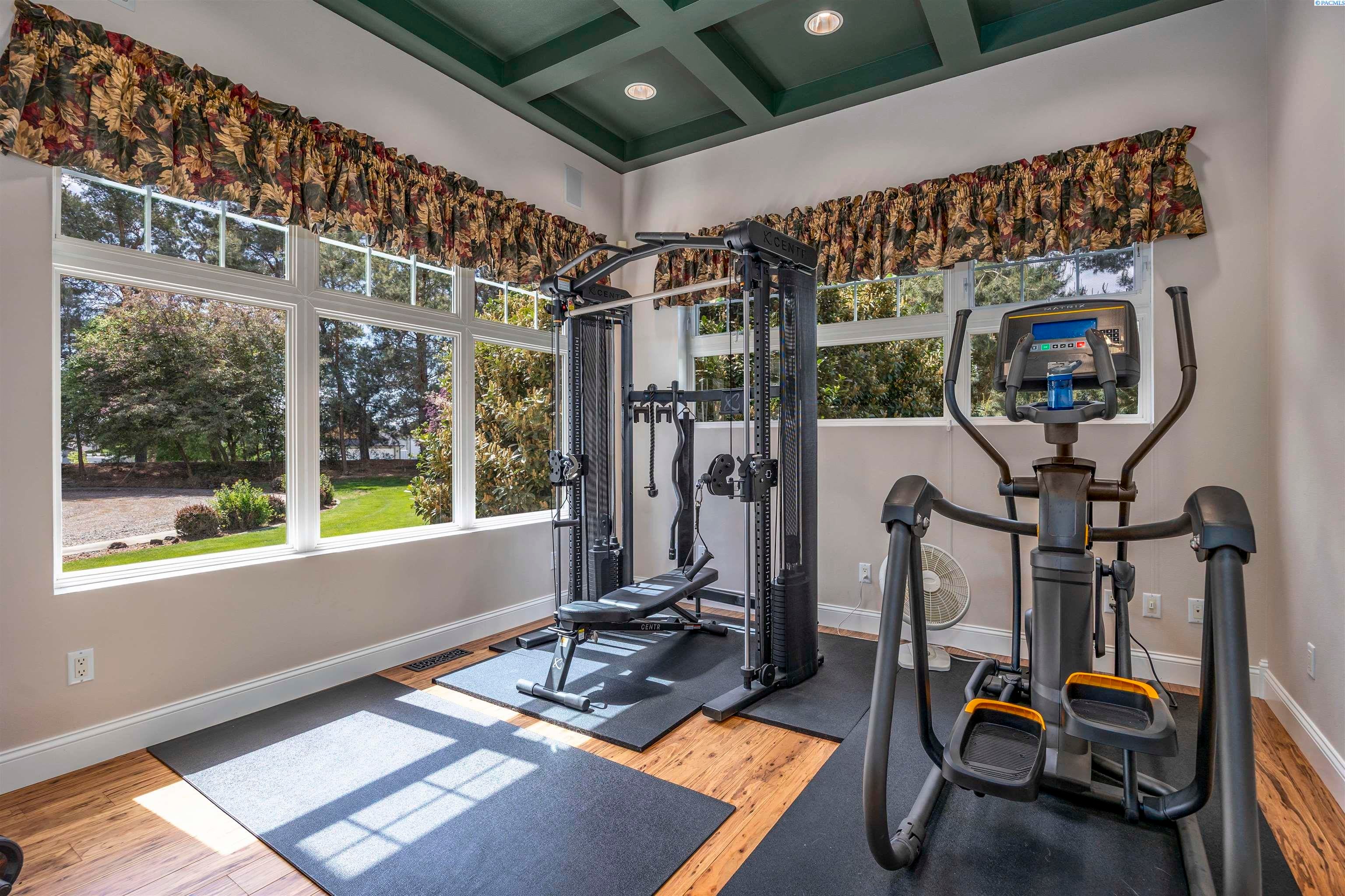 Pasco, Washington, 99301, United States, 3 Bedrooms Bedrooms, ,3 BathroomsBathrooms,Residential,For Sale,1979985