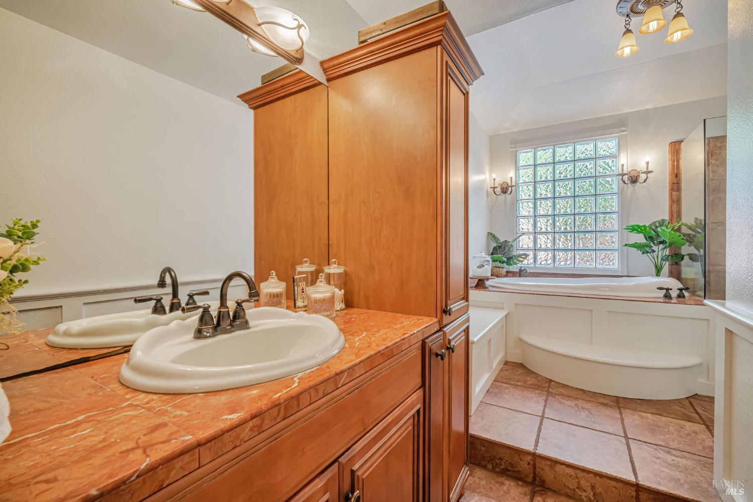 Santa Rosa, California, 95403, United States, 4 Bedrooms Bedrooms, ,4 BathroomsBathrooms,Residential,For Sale,1793567