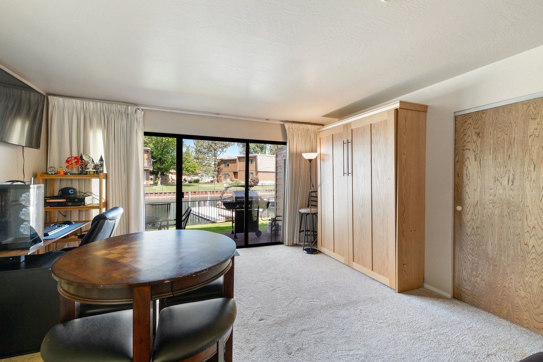  Tahoe Keys Waterfront Townhome - 物件實景
