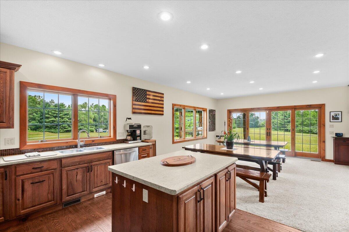 Remus, Michigan, 49340, United States, 3 Bedrooms Bedrooms, ,3 BathroomsBathrooms,Residential,For Sale,1979696