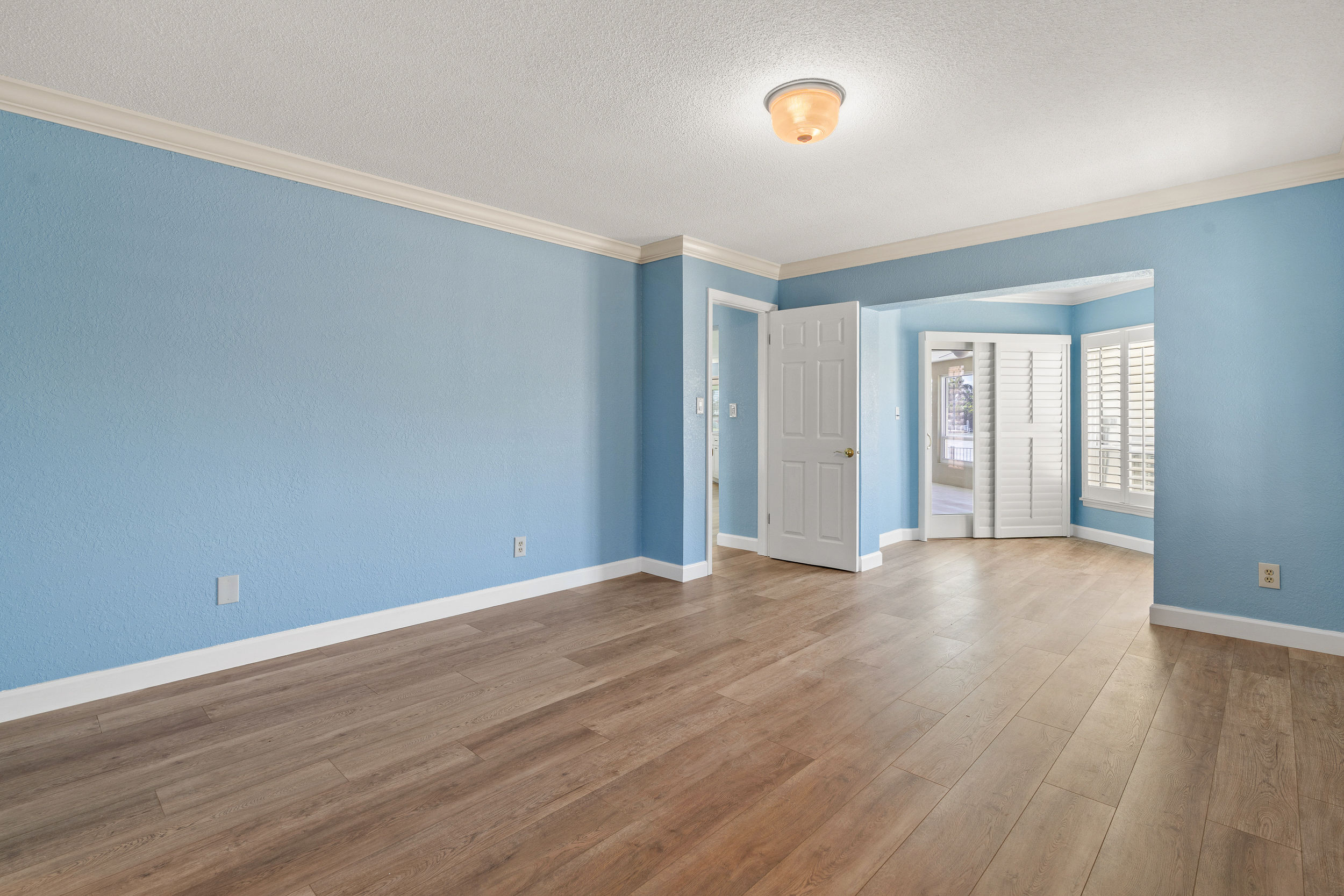 Seminole, Florida, 33772, United States, 3 Bedrooms Bedrooms, ,3 BathroomsBathrooms,Residential,For Sale,1900666