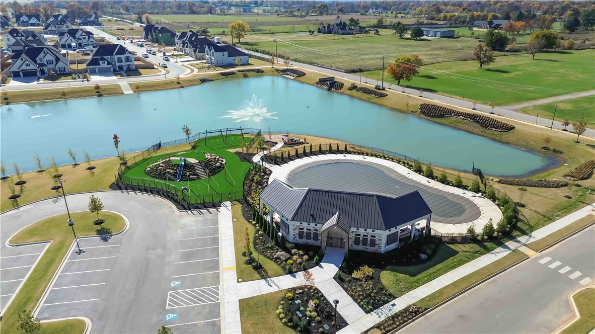 Bentonville, Arkansas, 72713, United States, 4 Bedrooms Bedrooms, ,3 BathroomsBathrooms,Residential,For Sale,1989586