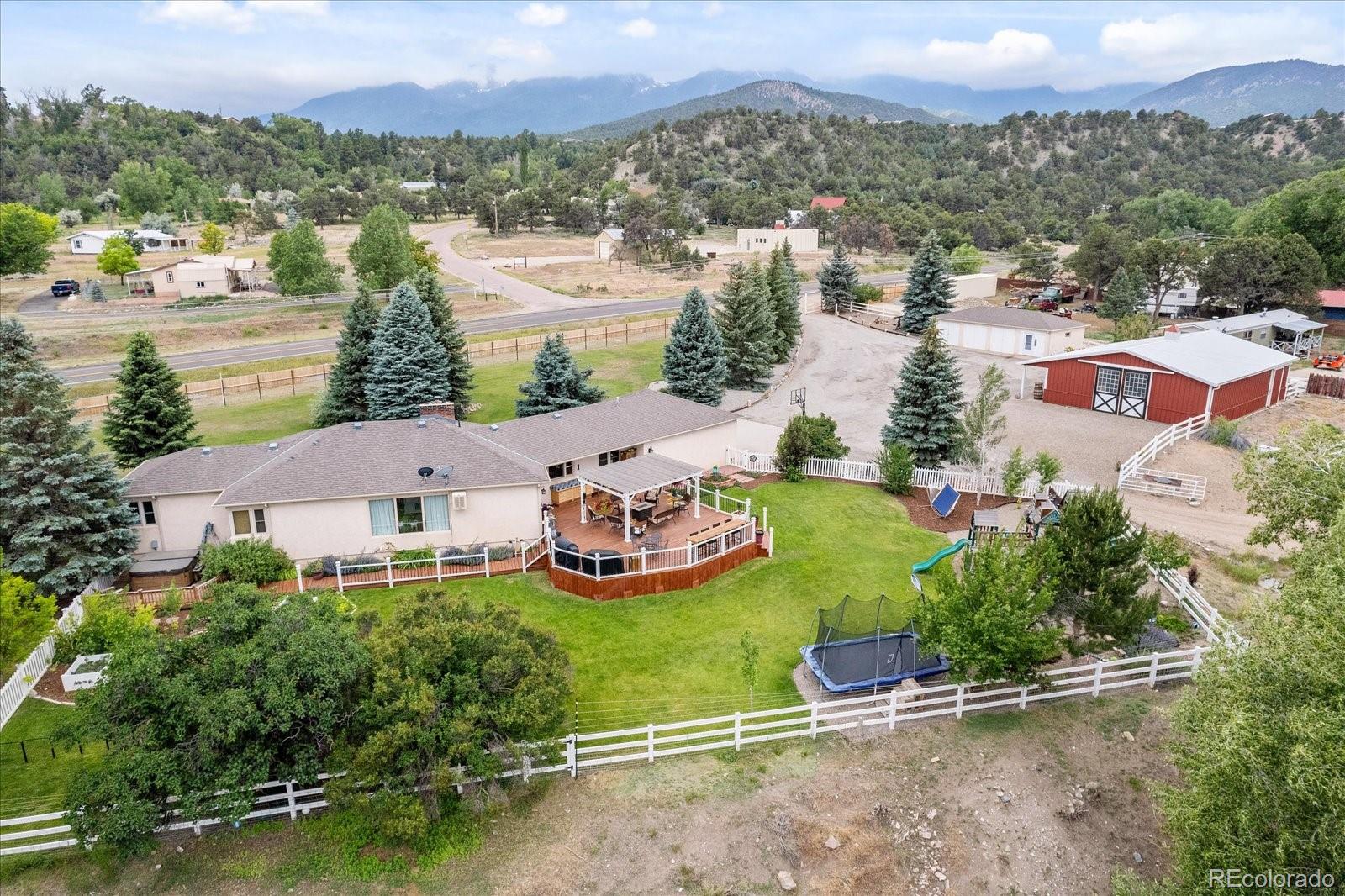 Howard, Colorado, 81233, United States, 4 Bedrooms Bedrooms, ,1 BathroomBathrooms,Residential,For Sale,1900759