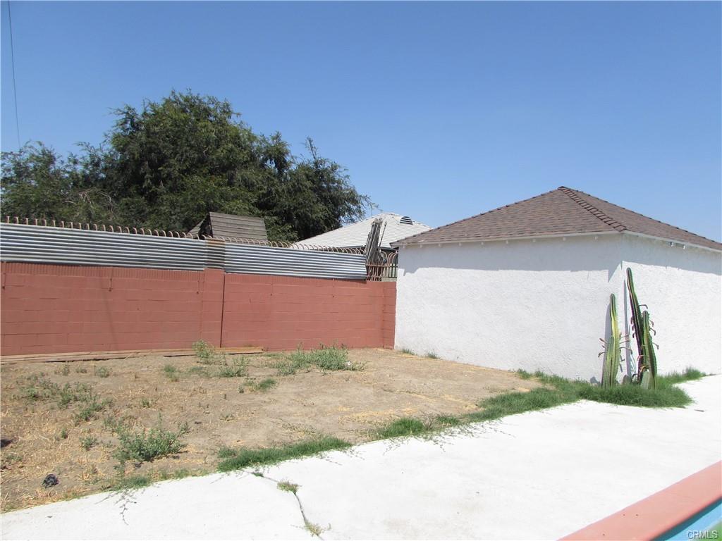 Compton, California, 90221, United States, 3 Bedrooms Bedrooms, ,1 BathroomBathrooms,Residential,For Sale,1904243
