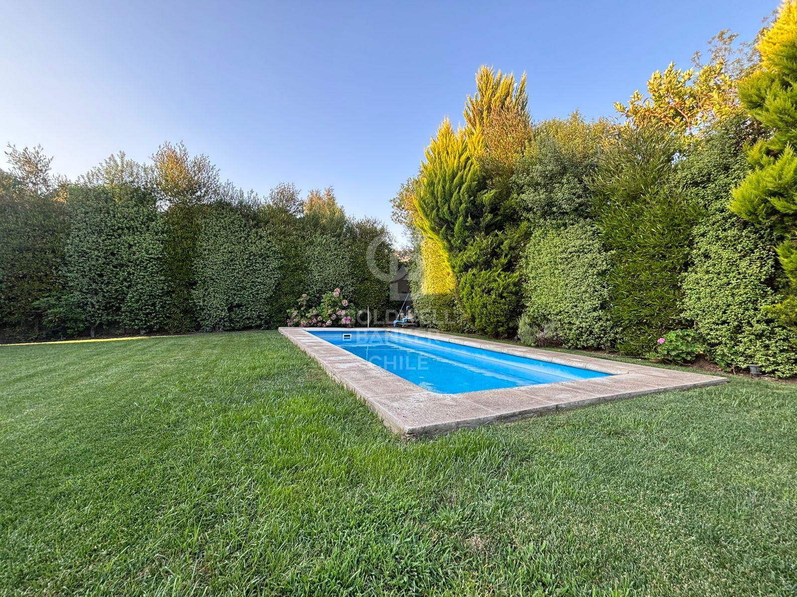 Colina, Chile, 4 Bedrooms Bedrooms, ,4 BathroomsBathrooms,Residential,For Sale,1690506