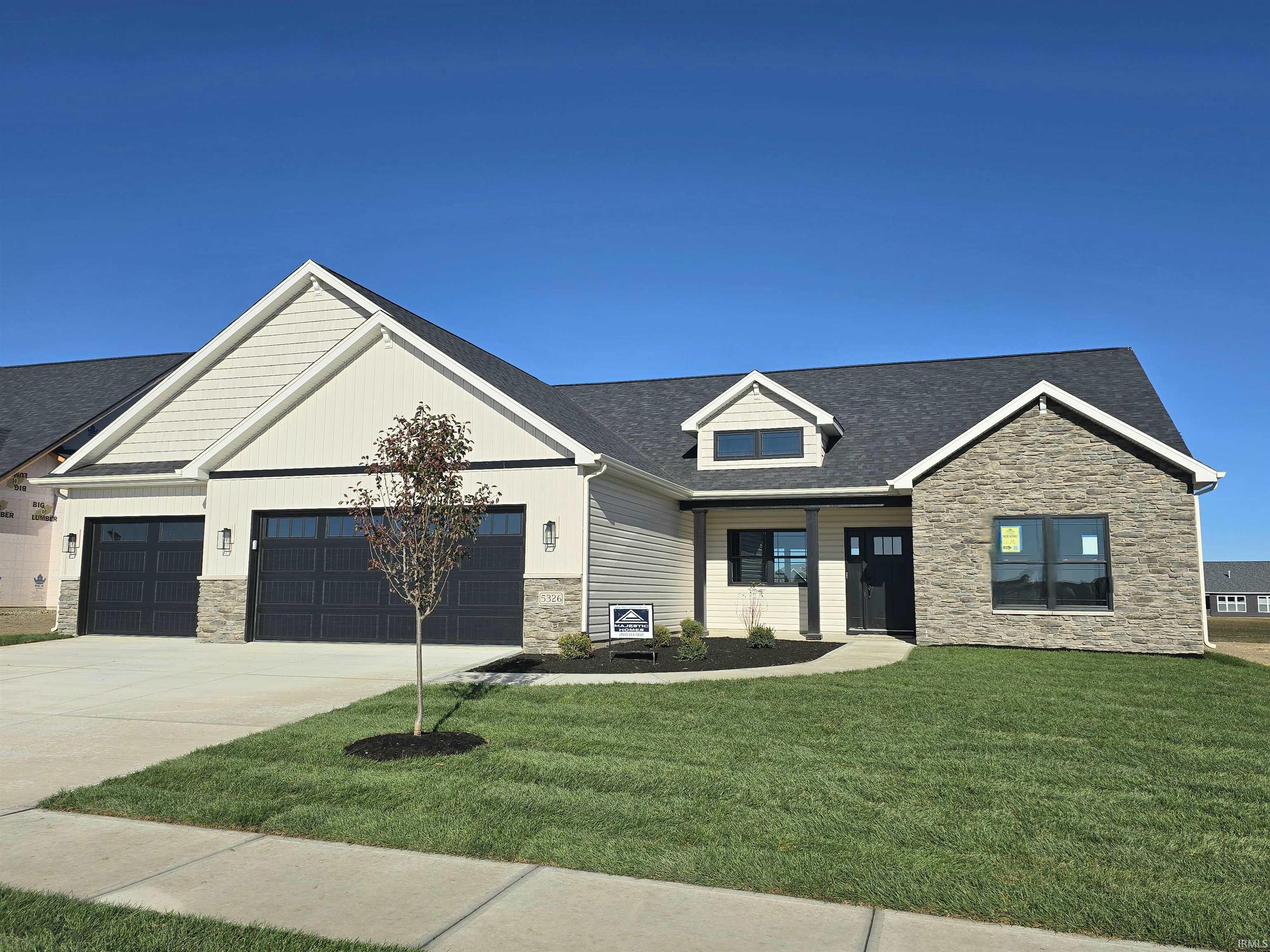 Fort Wayne, Indiana, 46818, United States, 4 Bedrooms Bedrooms, ,3 BathroomsBathrooms,Residential,For Sale,2040642