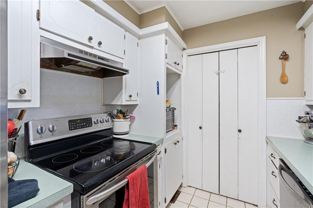 Siloam Springs, Arkansas, 72761, United States, 3 Bedrooms Bedrooms, ,4 BathroomsBathrooms,Residential,For Sale,1981853