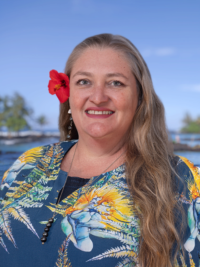 Kahili M. Hahn