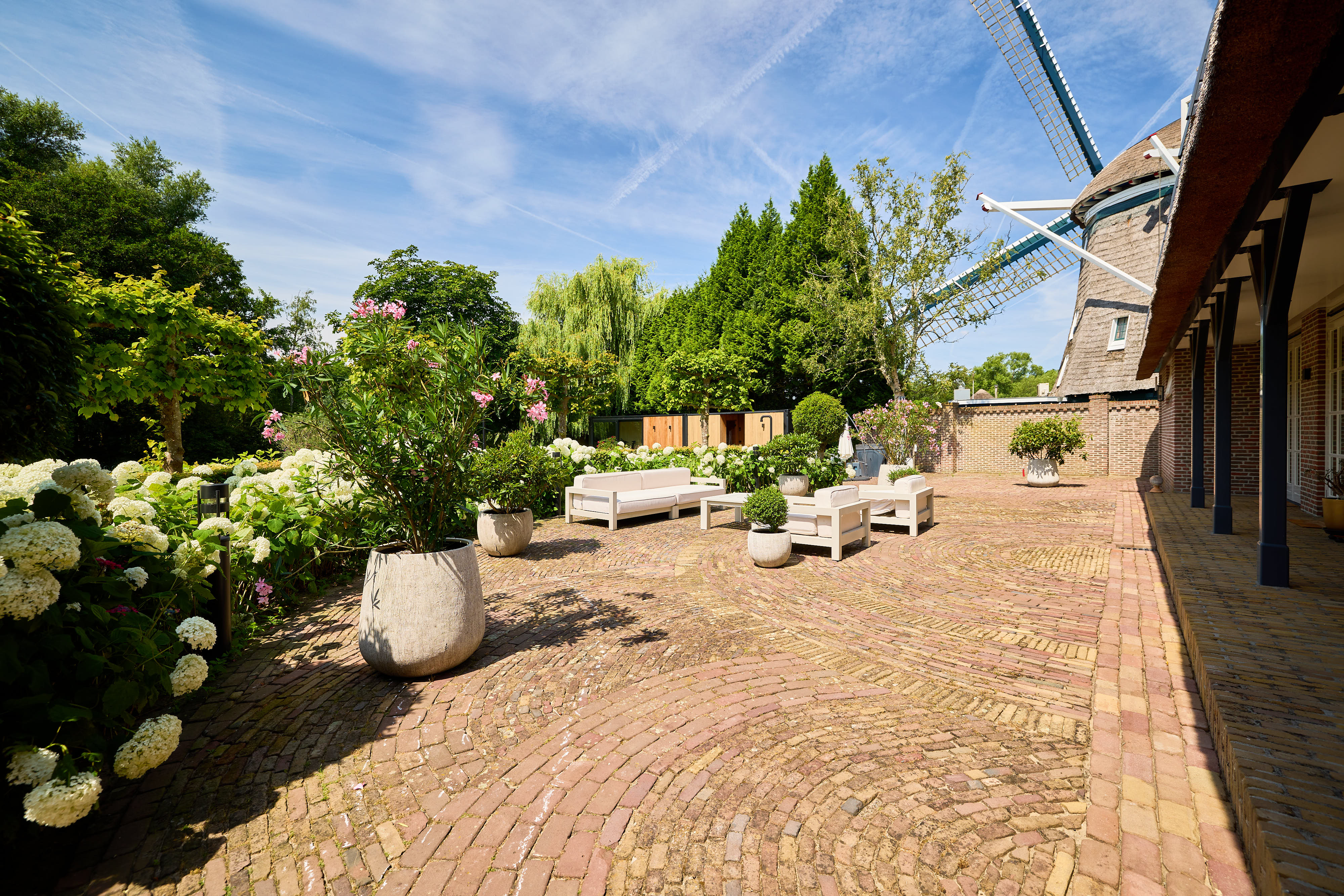  Detached villa on the Vinkeveense Plassen, approx. 785 sq. m. of living space. - 物件實景