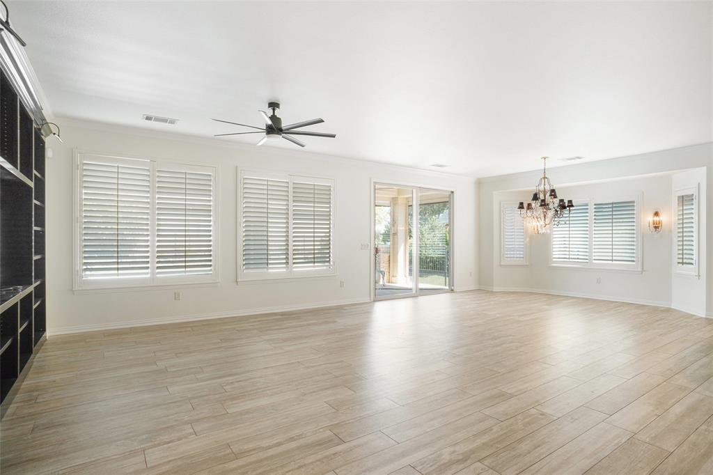 Denton, Texas, 76207, United States, 2 Bedrooms Bedrooms, ,3 BathroomsBathrooms,Residential,For Sale,1981662