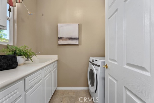 Mission Viejo, California, 92692, United States, 6 Bedrooms Bedrooms, ,4 BathroomsBathrooms,Residential,For Sale,1997716