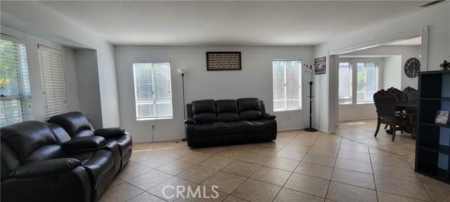 Jurupa Valley, California, 92509, United States, 4 Bedrooms Bedrooms, ,3 BathroomsBathrooms,Residential,For Sale,1890131