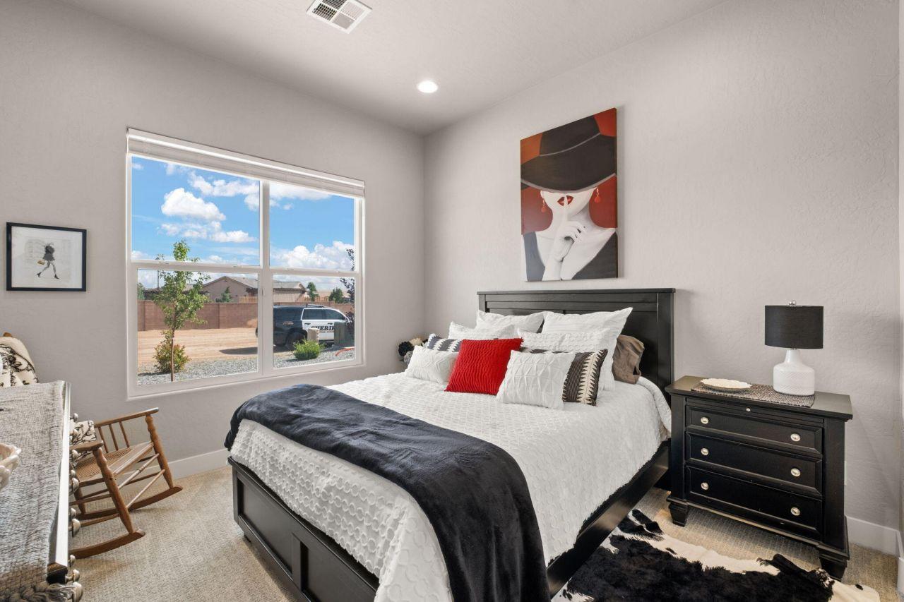 Rio Rancho, New Mexico, 87144, United States, 4 Bedrooms Bedrooms, ,3 BathroomsBathrooms,Residential,For Sale,1868478