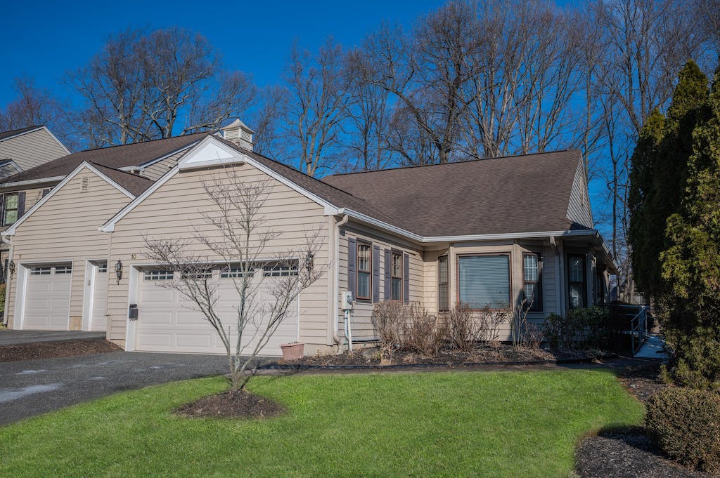 10 Shadowbrook Ln, Harding Township, New Jersey, 07960, United States, 2 Bedrooms Bedrooms, ,3 BathroomsBathrooms,Residential,For Sale,10 Shadowbrook Ln,1433753