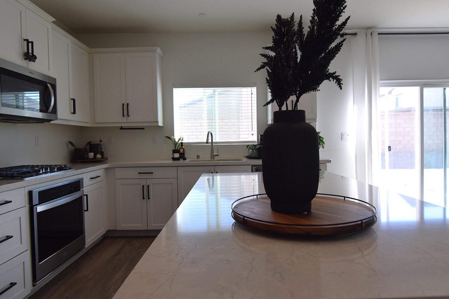 Indio, California, 92203, United States, 4 Bedrooms Bedrooms, ,3 BathroomsBathrooms,Residential,For Sale,1992452