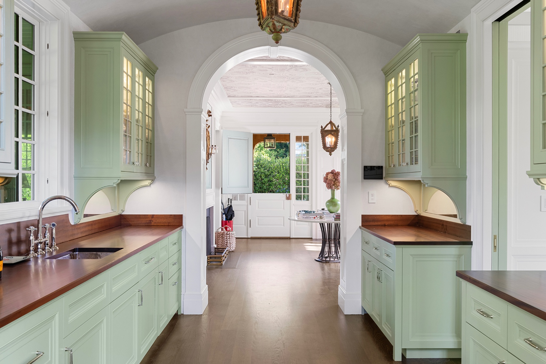  Timeless Southampton Estate: Modern Luxury & Classic Charm - 物件實景