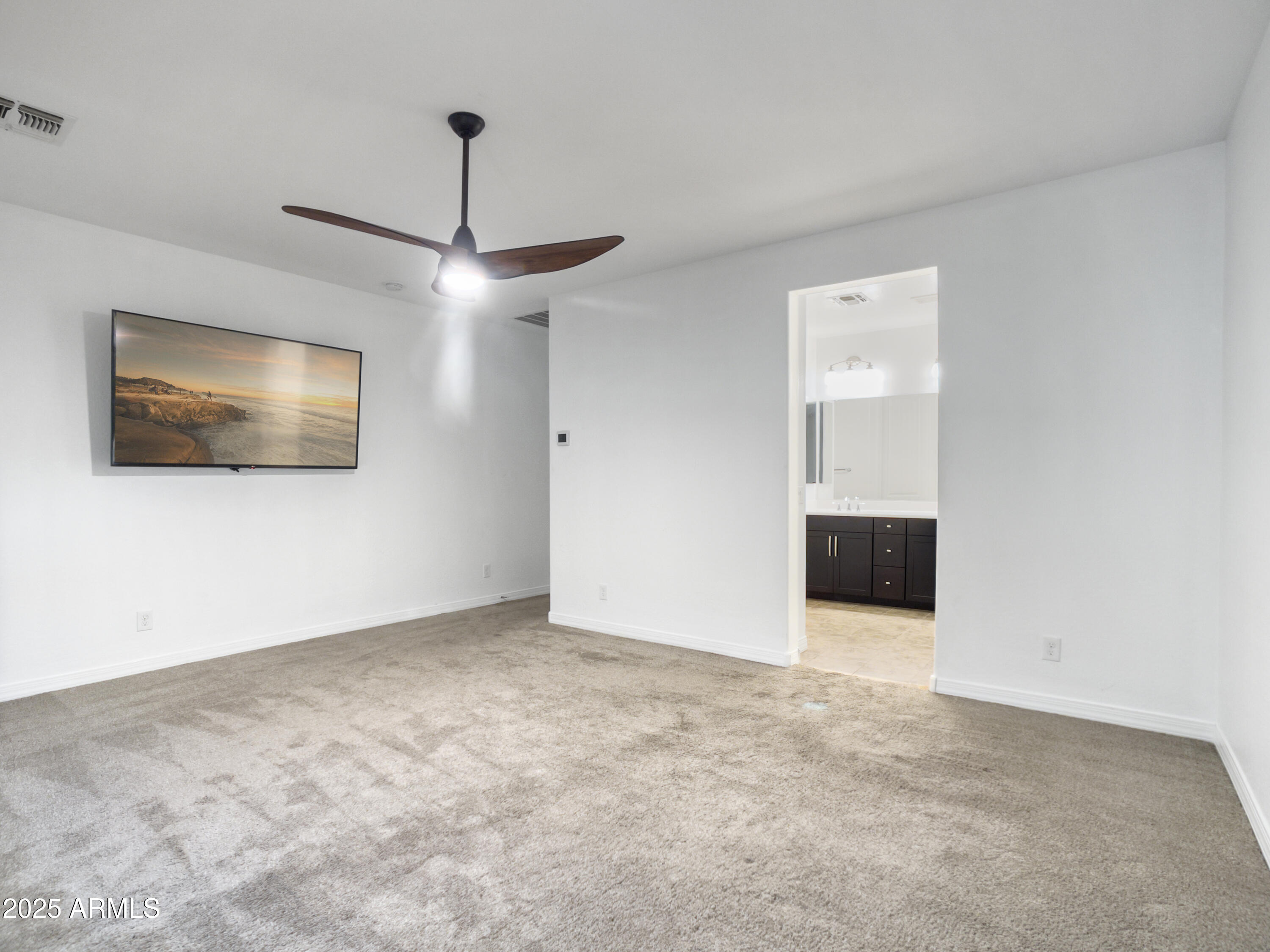 Gilbert, Arizona, 85298, United States, 3 Bedrooms Bedrooms, ,Residential,For Sale,1960746