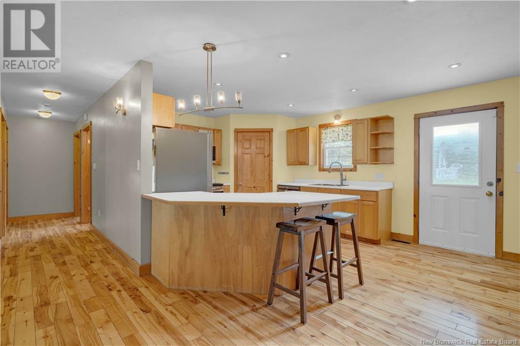 BAYSIDE, New Brunswick, E5B 2T1, CA, 3 Bedrooms Bedrooms, ,2 BathroomsBathrooms,Residential,For Sale,1874052