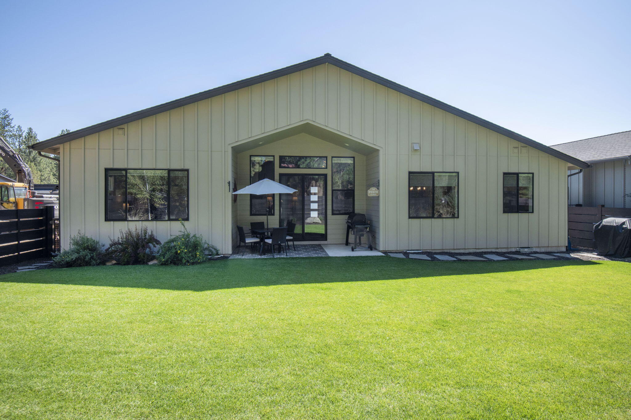 Sisters, Oregon, 97759, United States, 3 Bedrooms Bedrooms, ,2 BathroomsBathrooms,Residential,For Sale,1738926